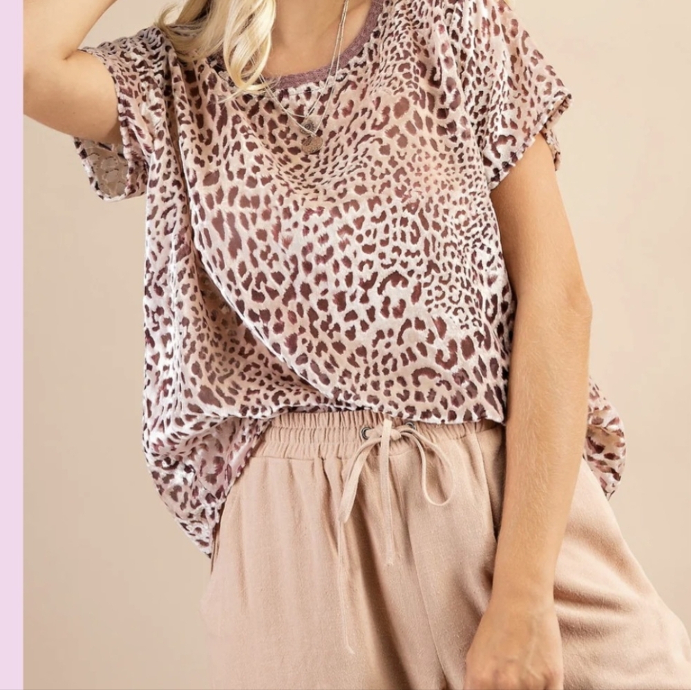 Kori‎ Sheer Leopard Short Sleeve Blouse Sz S CASUAL Boho Western Office Rave